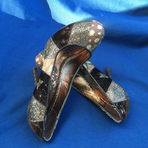 Naughty Monkey size 8